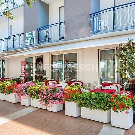 B&B Hotel Lucciola Cattolica Luaran gambar