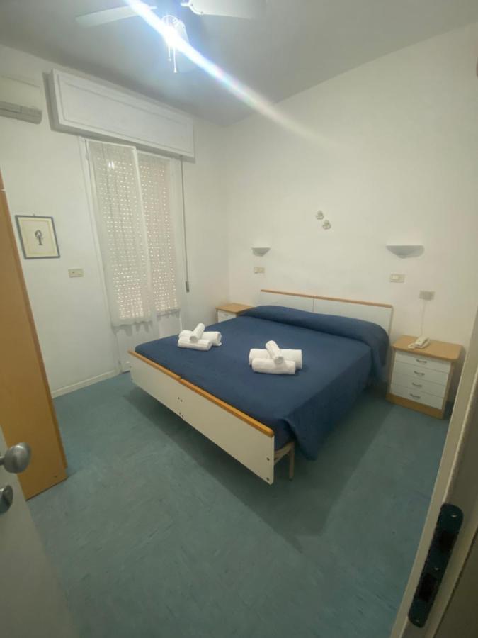 B&B Hotel Lucciola Cattolica Luaran gambar