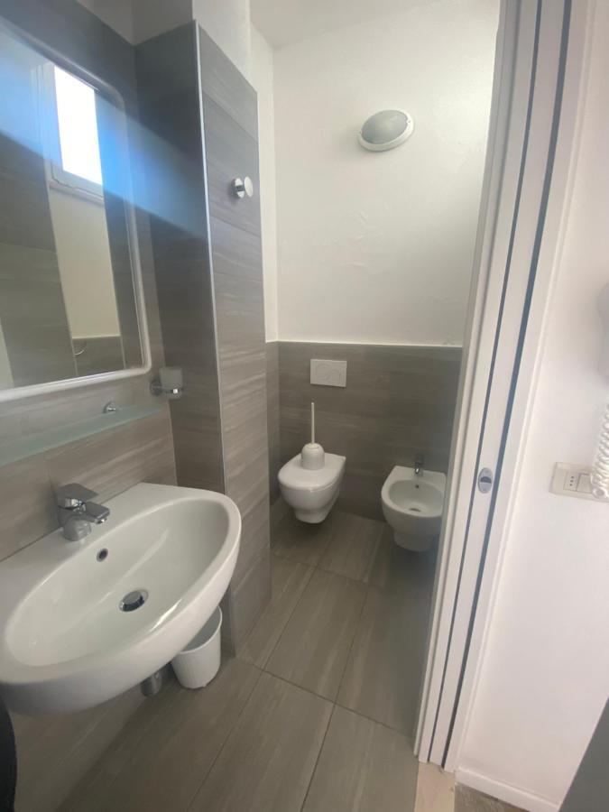B&B Hotel Lucciola Cattolica Luaran gambar