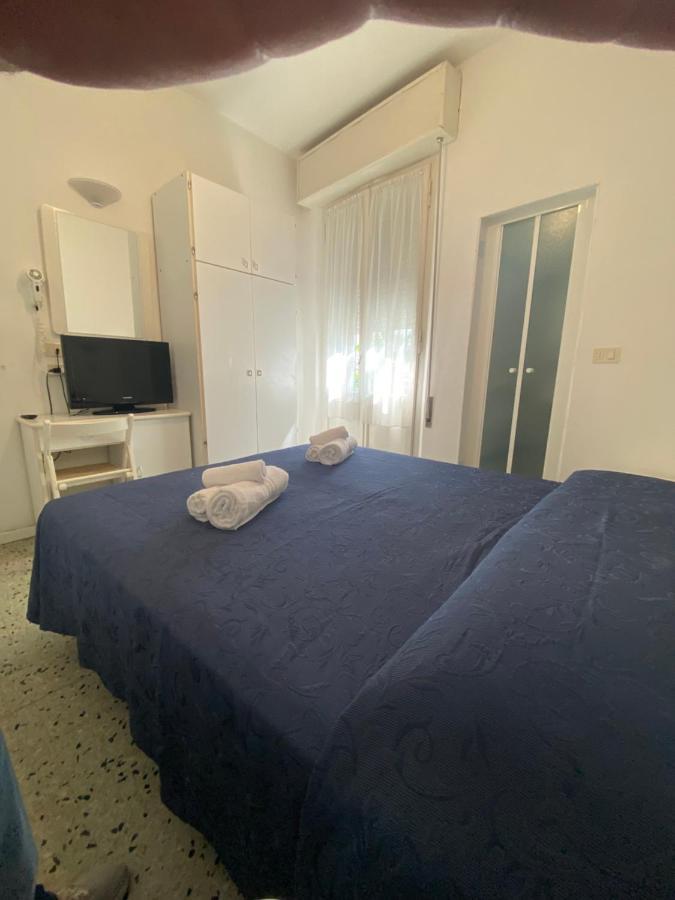 B&B Hotel Lucciola Cattolica Luaran gambar